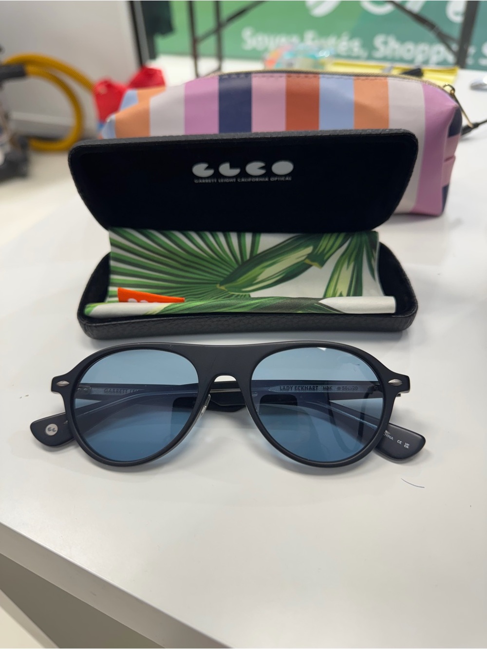 Eyewear women Black mat Frame Sunglasses with Blue Lenses